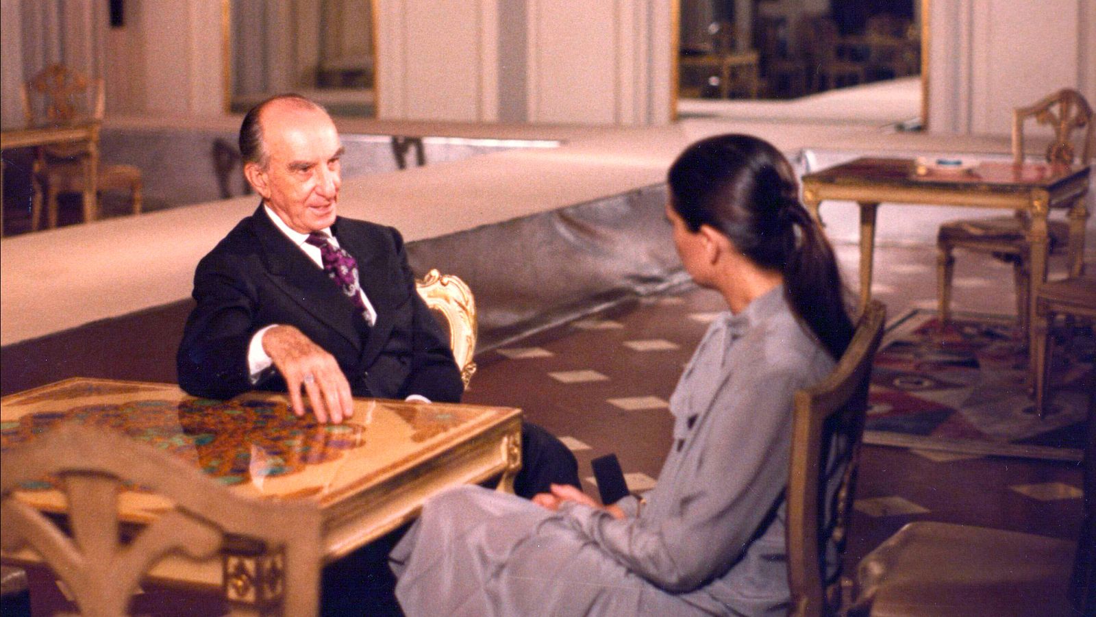 Rasgos - M'Bow 22 8 82 - Rasgos | Ver