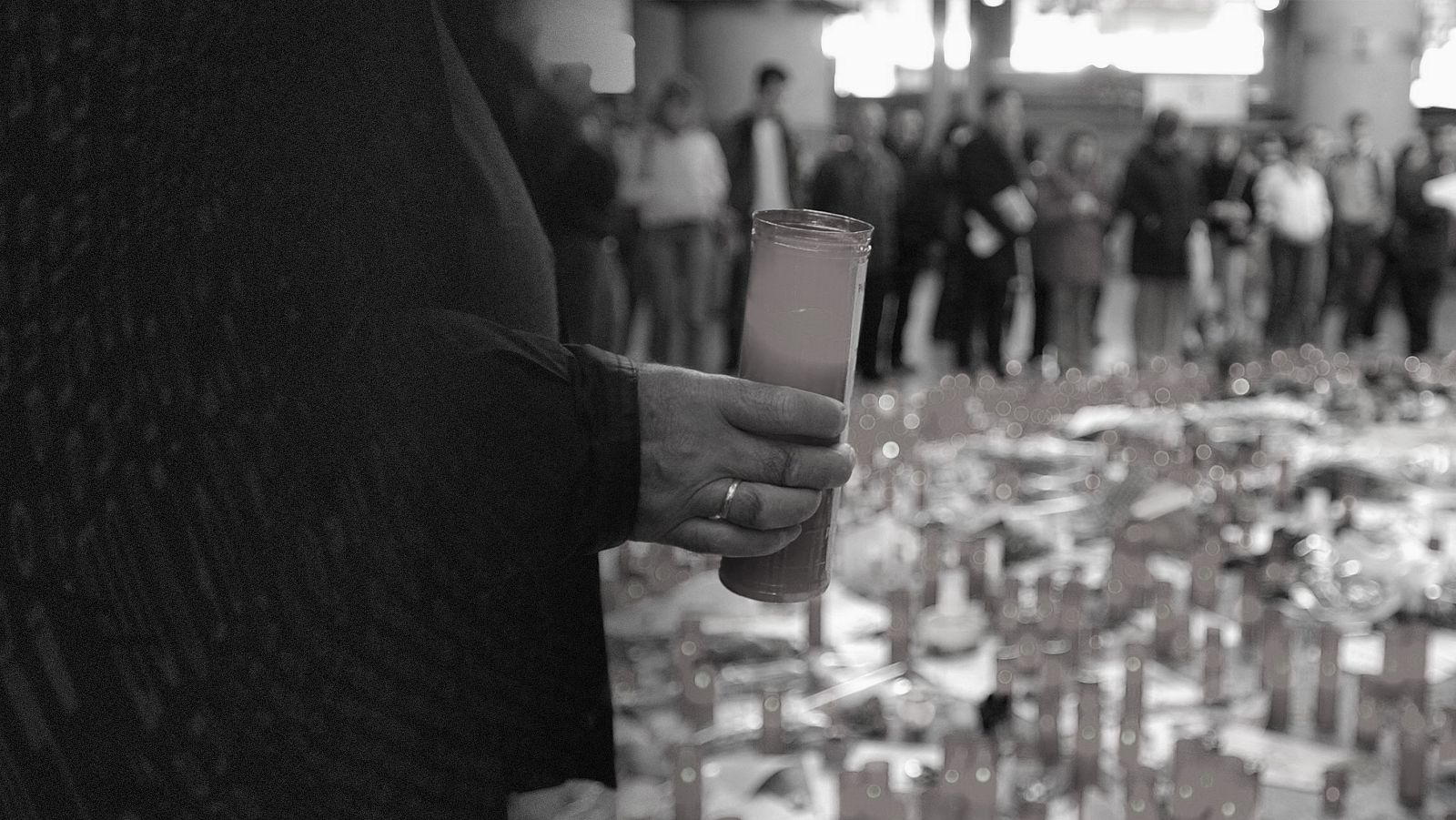 11M, 20 años - Entrevista George Bush | Reacción de Lorenzo Milá - 11M, 20 años | Ver