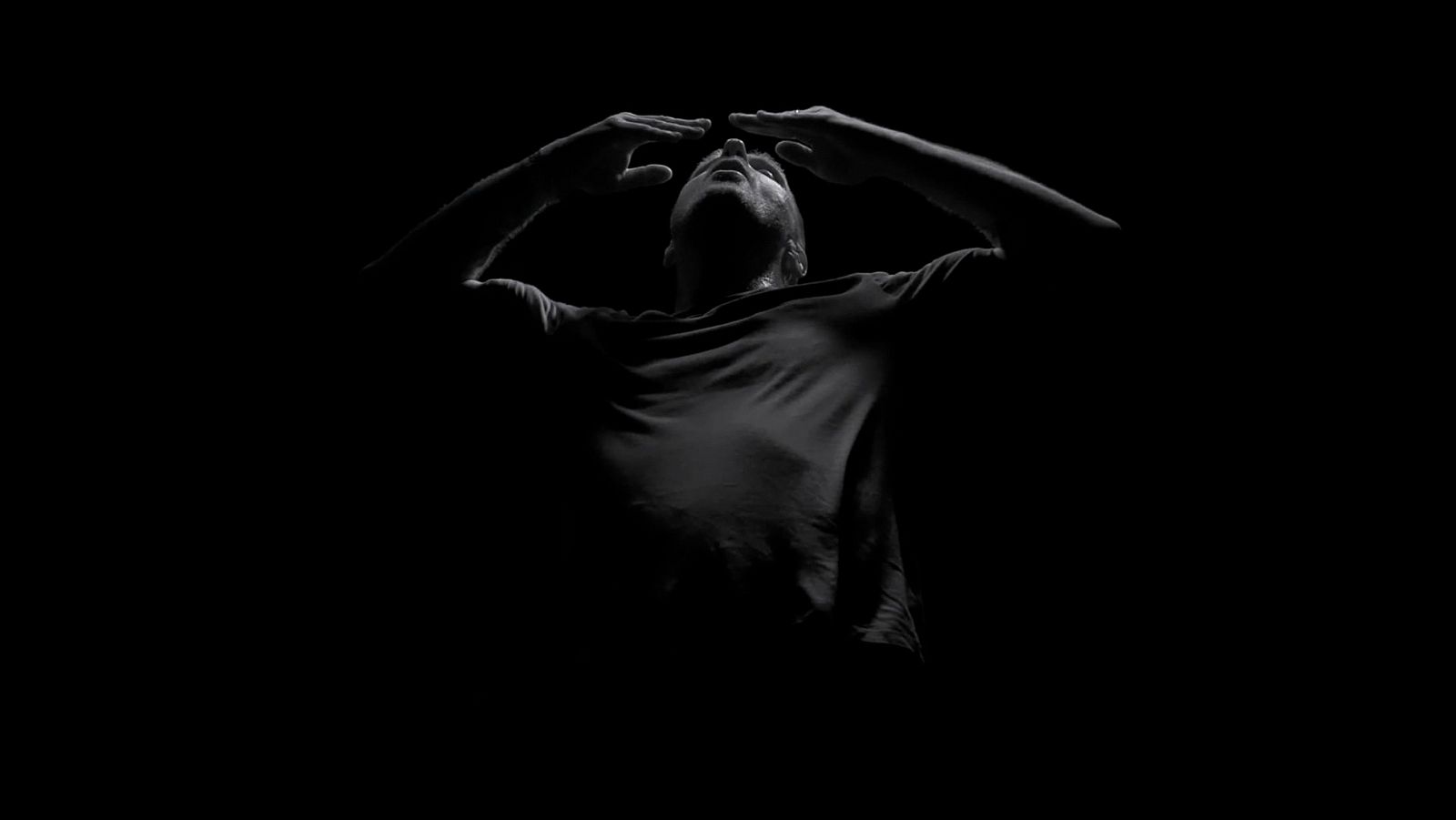 Laboratorio escénico - "Expandir la práctica más allá del flamenco" by Julio Ruiz - 30/07/26 - Ver ahora