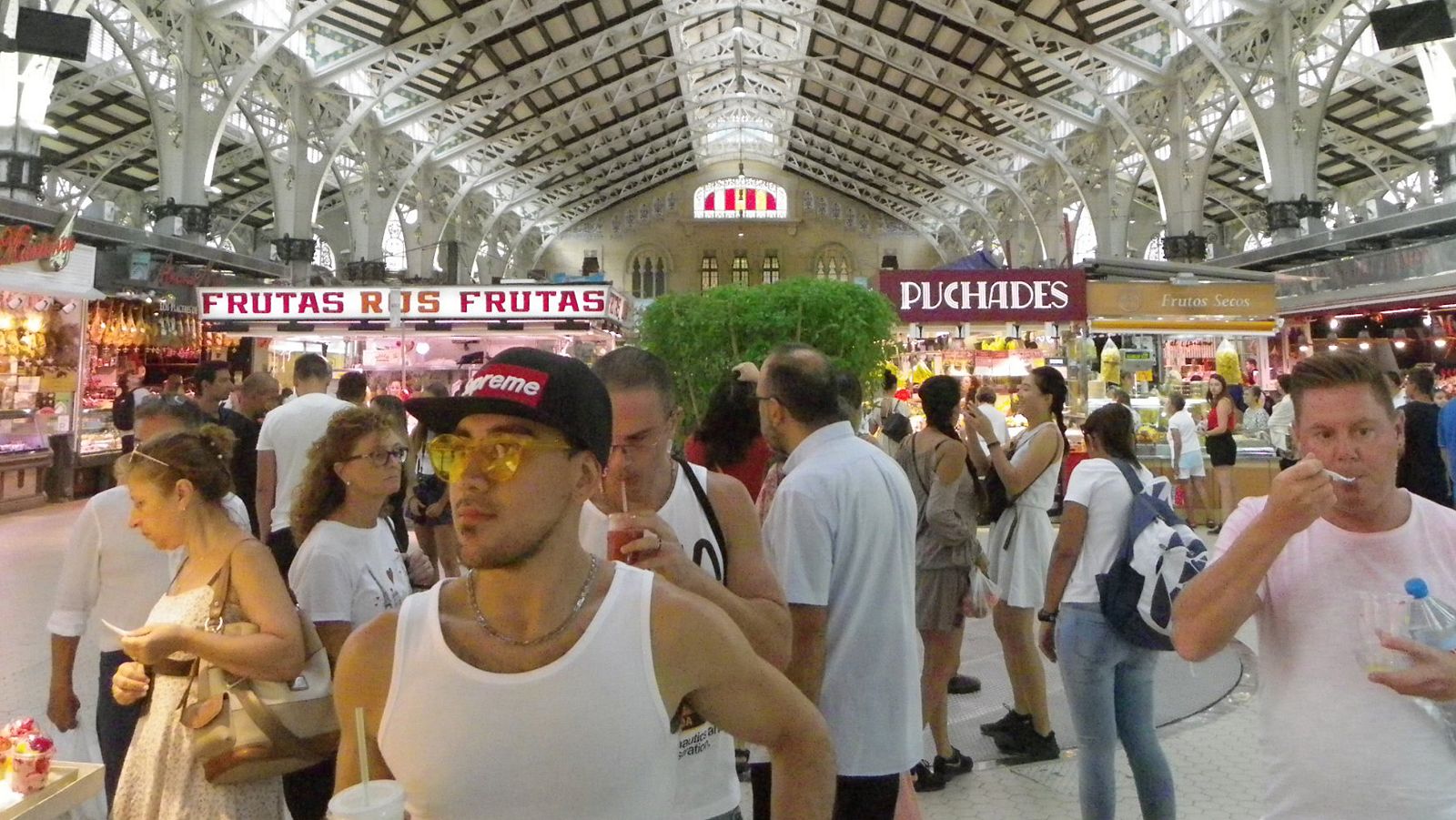 Mercados del mundo. En la panza de la ciudad - Hamburgo - Mercados del mundo. En la panza de la ciudad | Ver