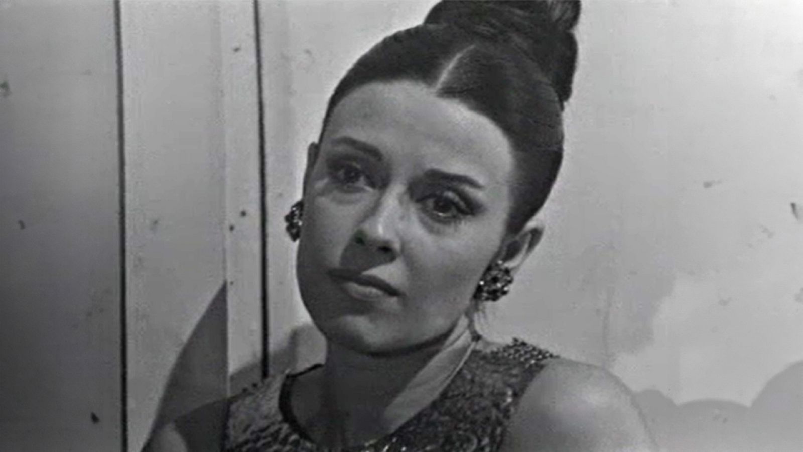 Fábulas - Los gatos escrupulosos | Ver