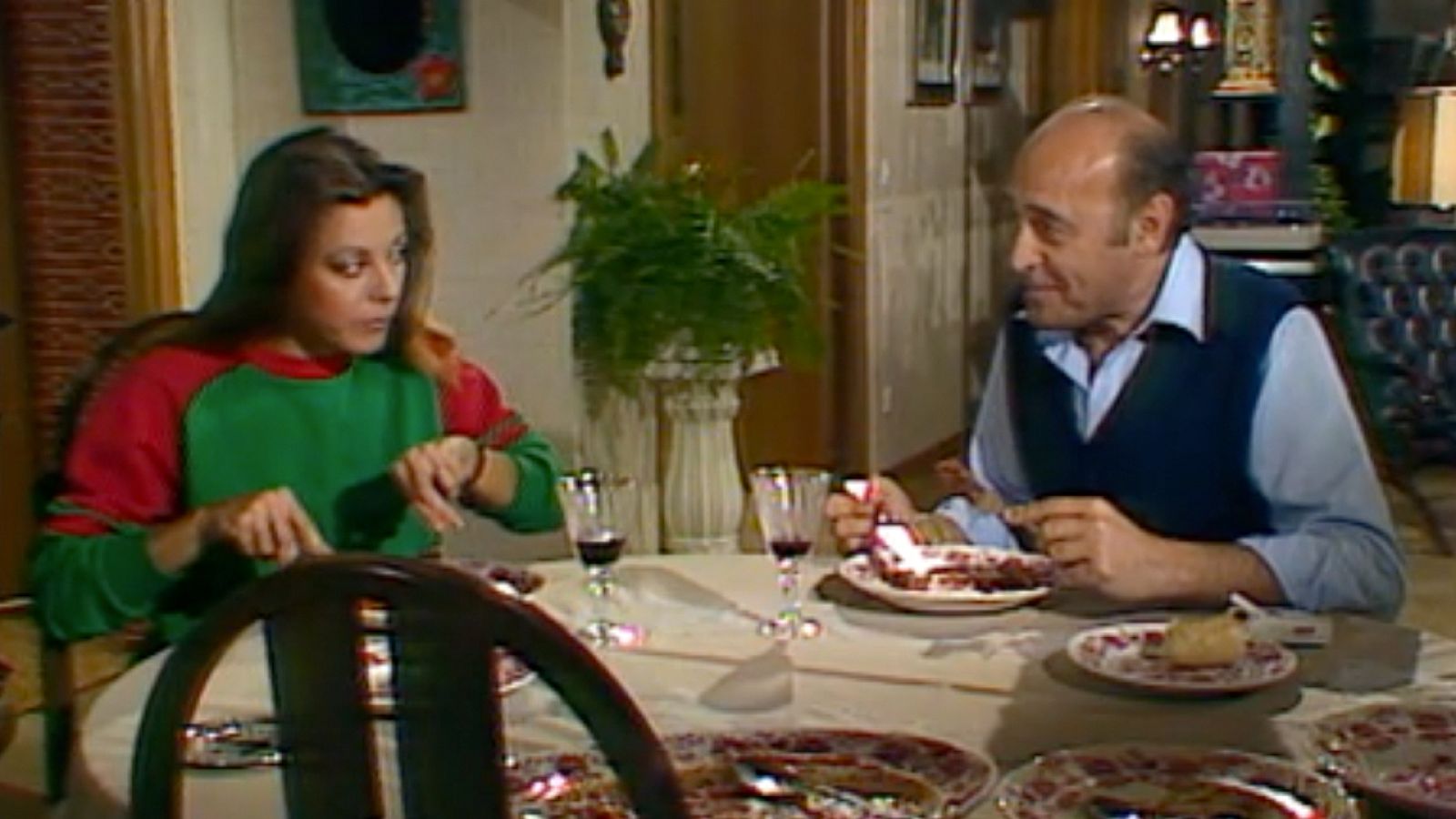 Diálogos de matrimonio - Ella y él - Diálogos de matrimonio | Ver