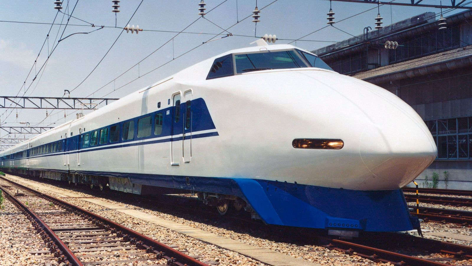 Viajeros al tren - El futuro viaje en tren