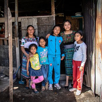 La LUZ de las NIÑAS