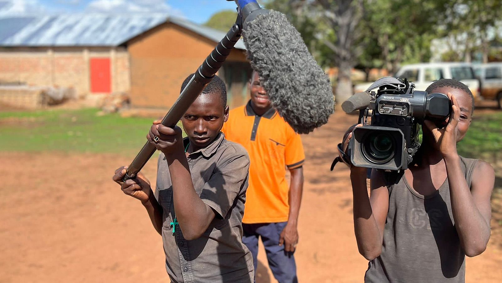 Pueblo de Dios - Barcelona, esperanza de ida y vuelta - Pueblo de Dios | Ver