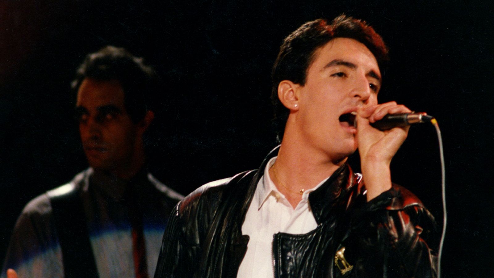 De la mano de - Ramoncín - De la mano de | Ver