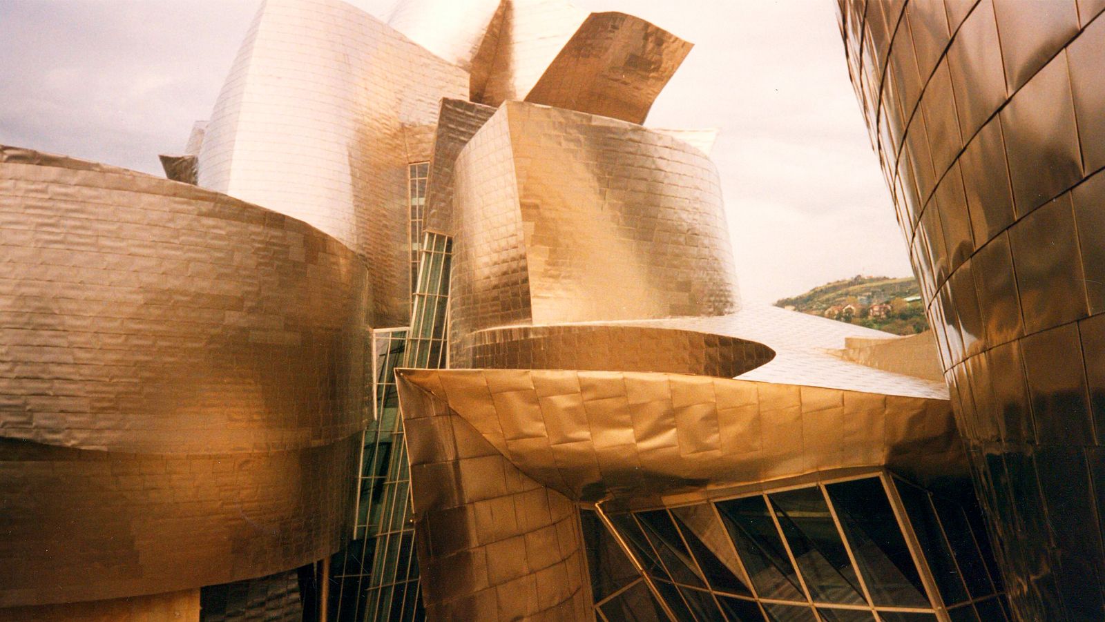 Guggenheim - Anatomía del espacio - Guggenheim | Ver