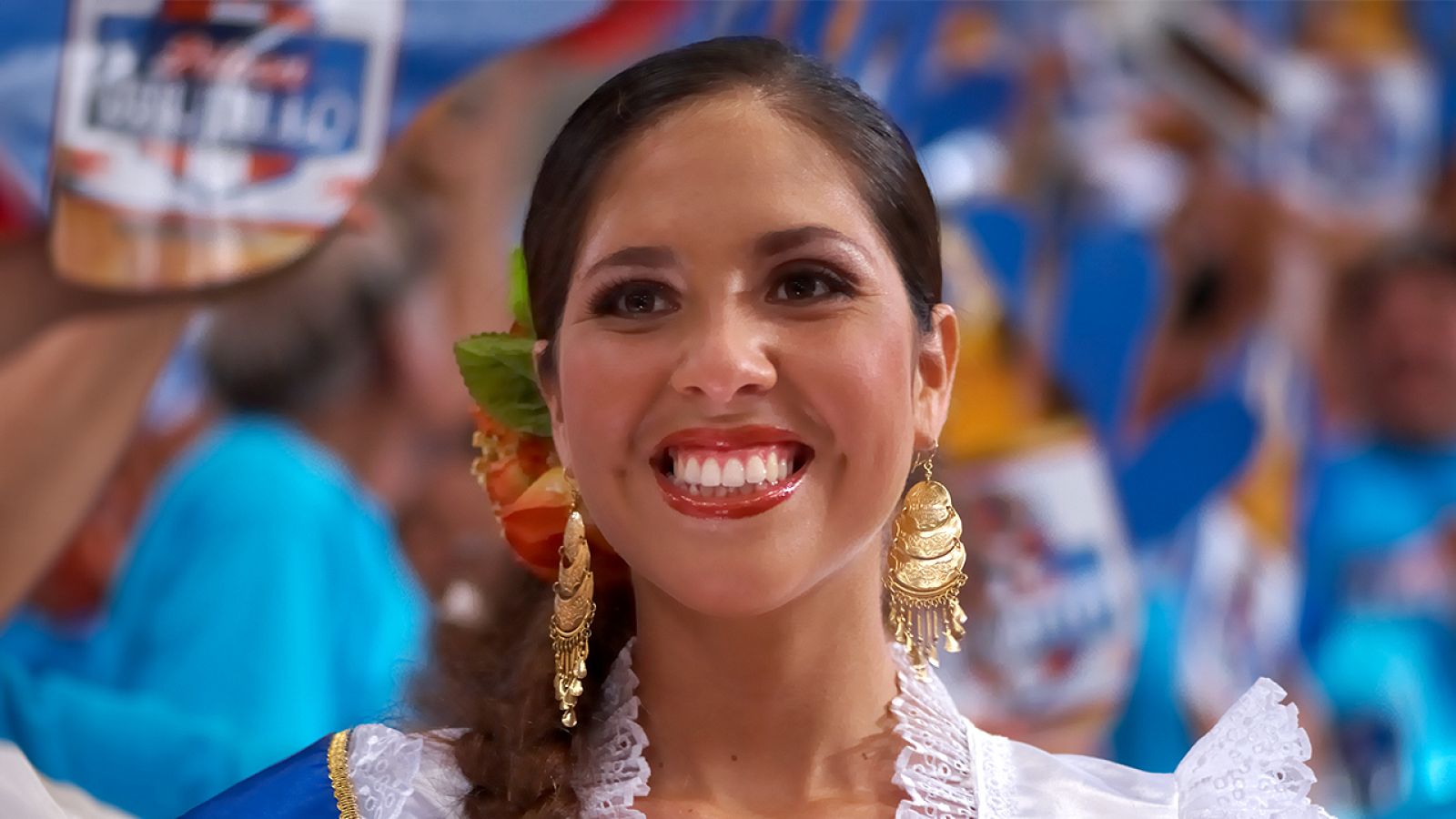 Todo el mundo es música - Cuba: "Luchando por la vida" -  El son del Oriente y las historias de los músicos de diferentes generaciones que lo interpretan en Santiago de Cuba, muestran un retrato de la vida en Cuba. - Ver ahora