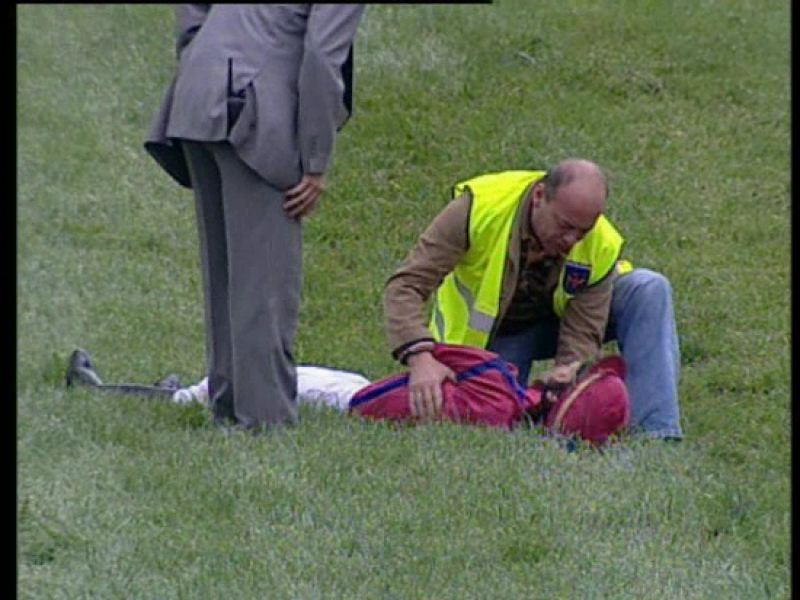 El jinete Jose Luis Borrego sufre una grave caída