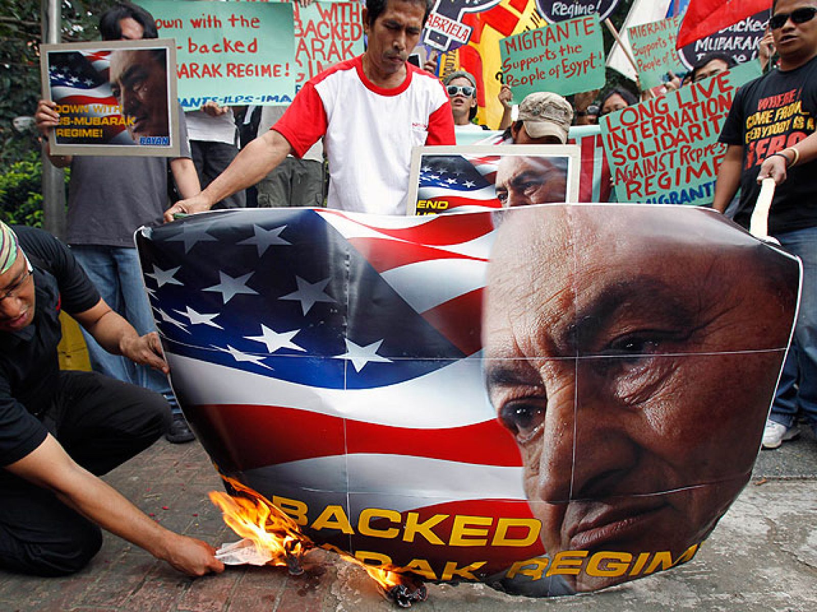 Telediario Matinal en cuatro minutos - 01/02/11 | Ver