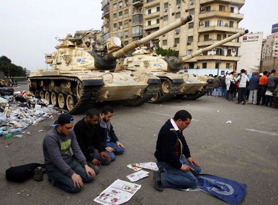 Telediario 1 - Opositores y partidarios