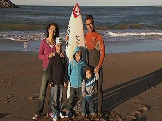 En familia - Mirando al mar - Avance