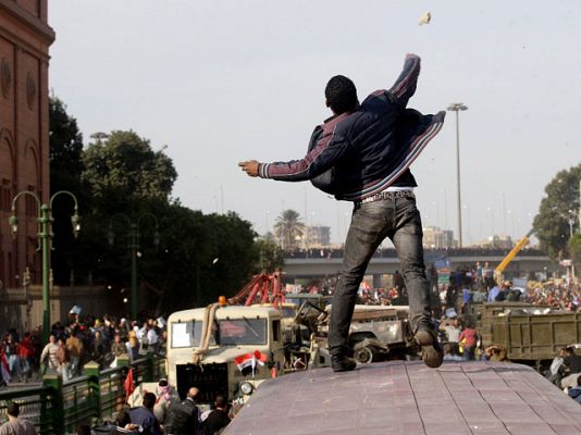 Telediario 1 - Violentos enfrentamientos en Egipto
