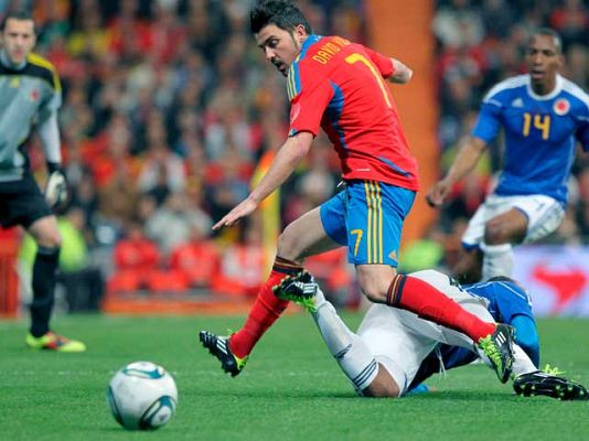  - Villa falla una ocasión clamorosa