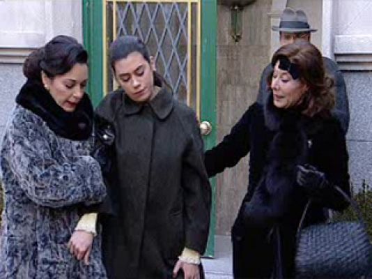 Amar en tiempos revueltos - Amar - Almudena vuelve a andar