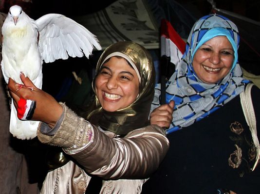 Telediario 1 - Telediario Matinal en 4' - 12/02/11