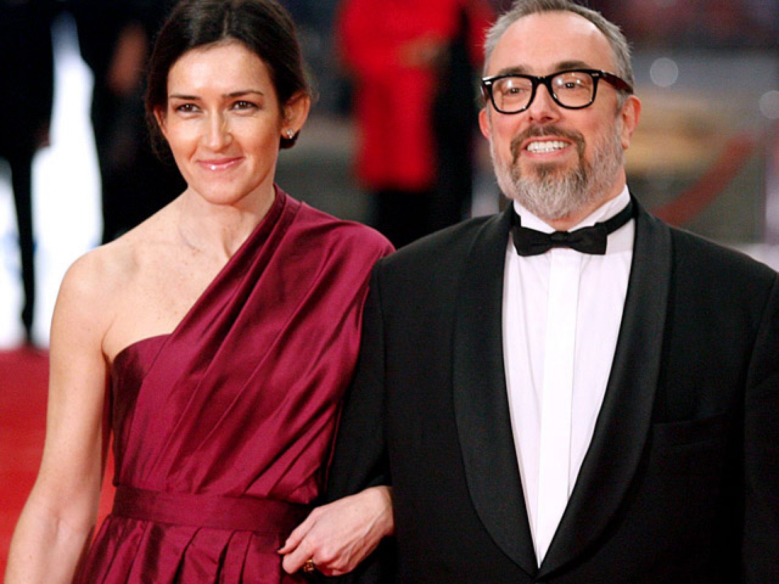 Telediario Matinal en cuatro minutos - 14/02/11 | Ver