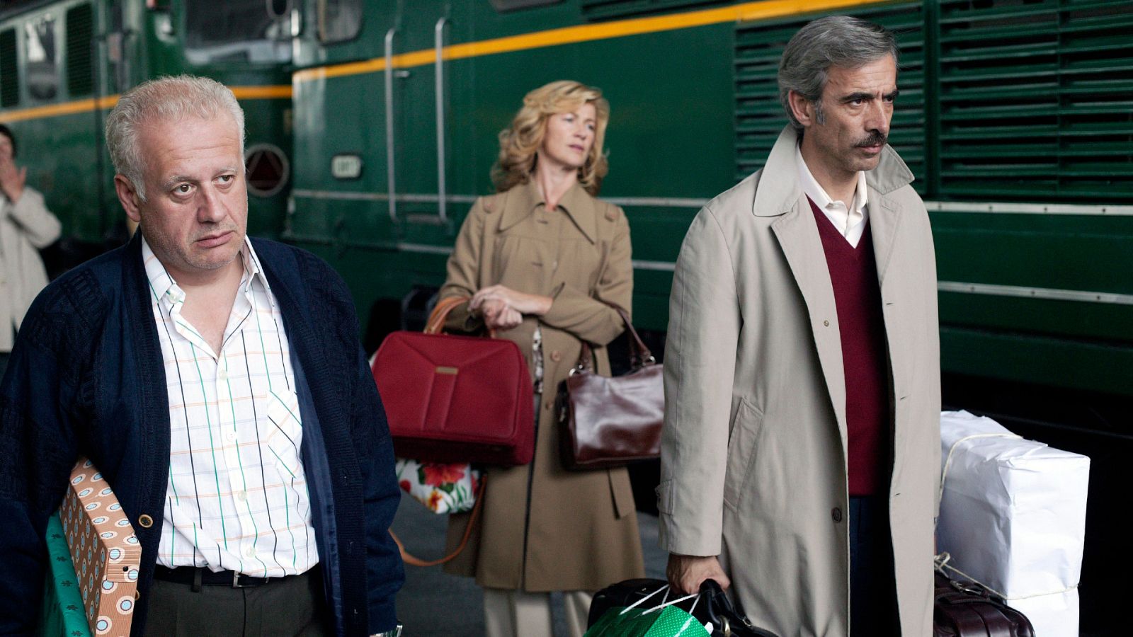 Cuéntame cómo pasó - T9 - Episodio 2: Últimas tardes con Minerva - Ver ahora