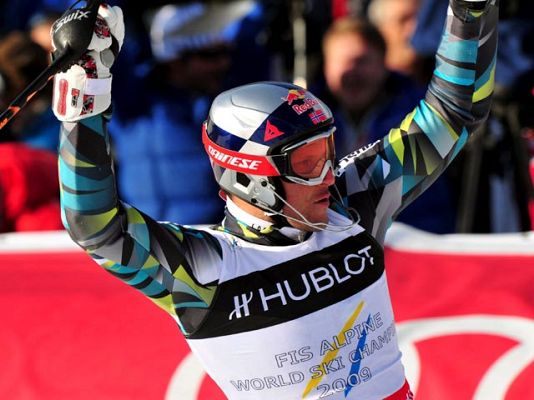  - Svindal revalida su título
