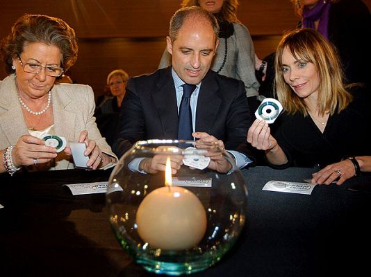 Telediario 1 - Telediario Matinal en 4'- 15/02/11