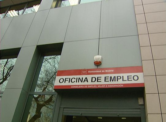 Telediario 1 - Ayuda de los 426 euros