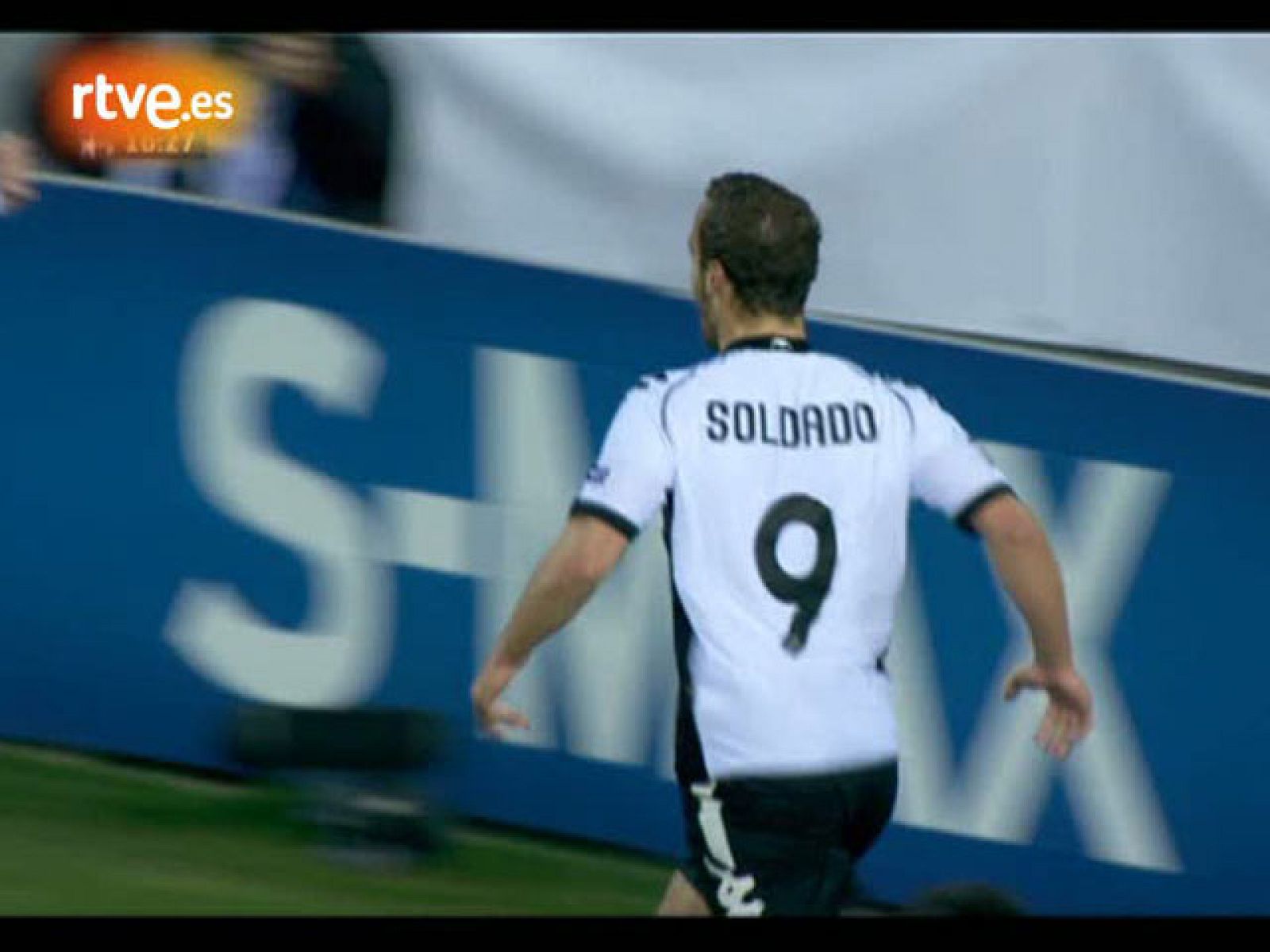Soldado inaugura el marcador contra el Schalke (1-0) - Champions League | Ver