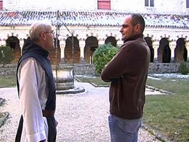 Comando Actualidad - Aislados - Monjes de clausura