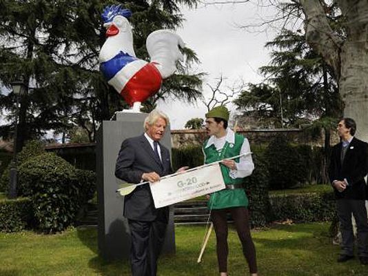  - Robin Hood pide la implantación de la tasa que grava las transacciones financieras ante el embajador de Francia