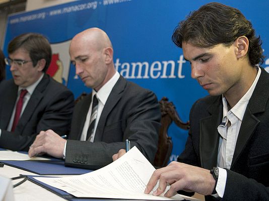 Telediario 1 - Nadal invierte en el futuro del tenis de Manacor