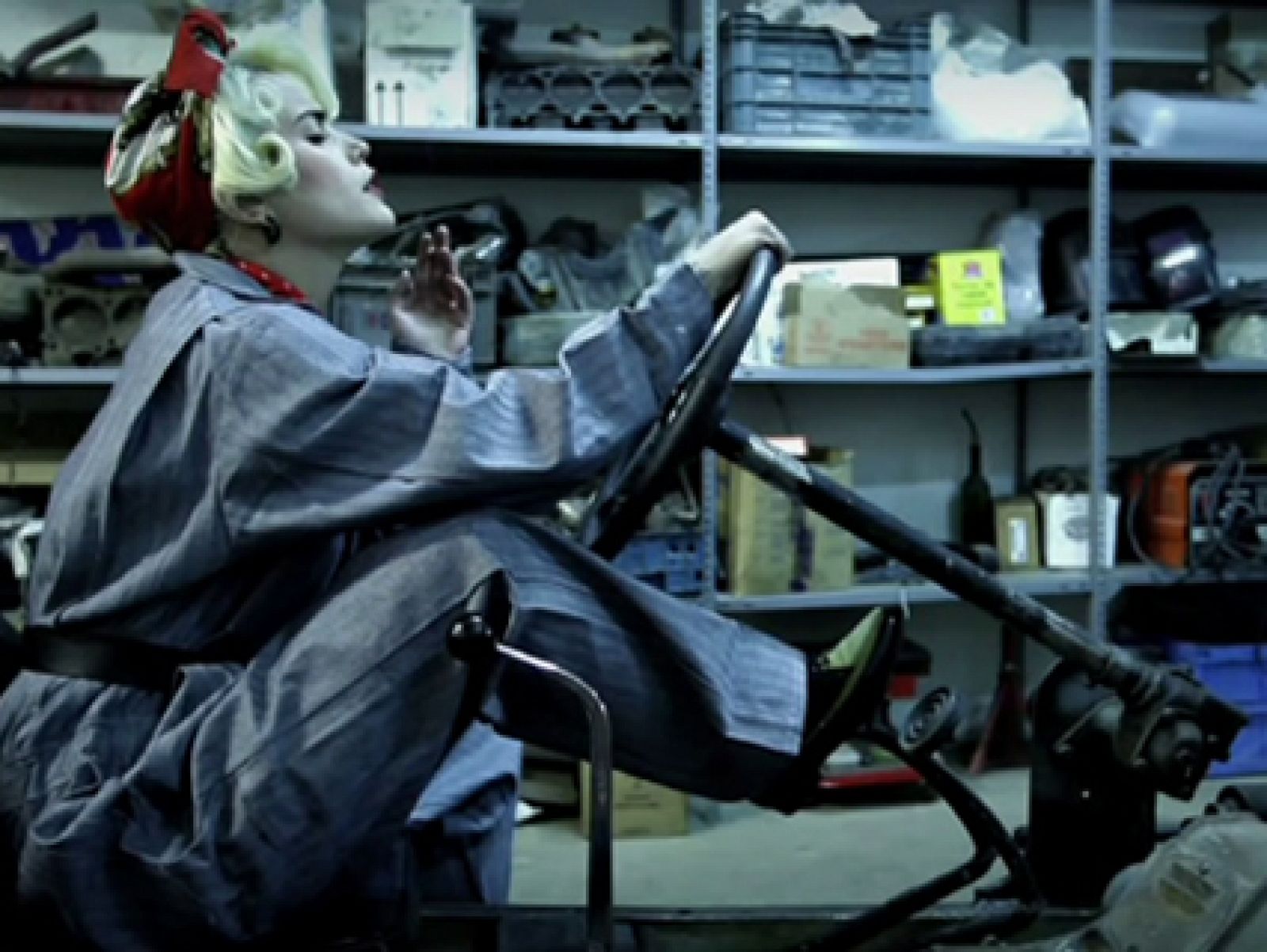 Medina del Campo: Vinila Von Vismark & The Lucky Dados - Where's my sugar? | Ver