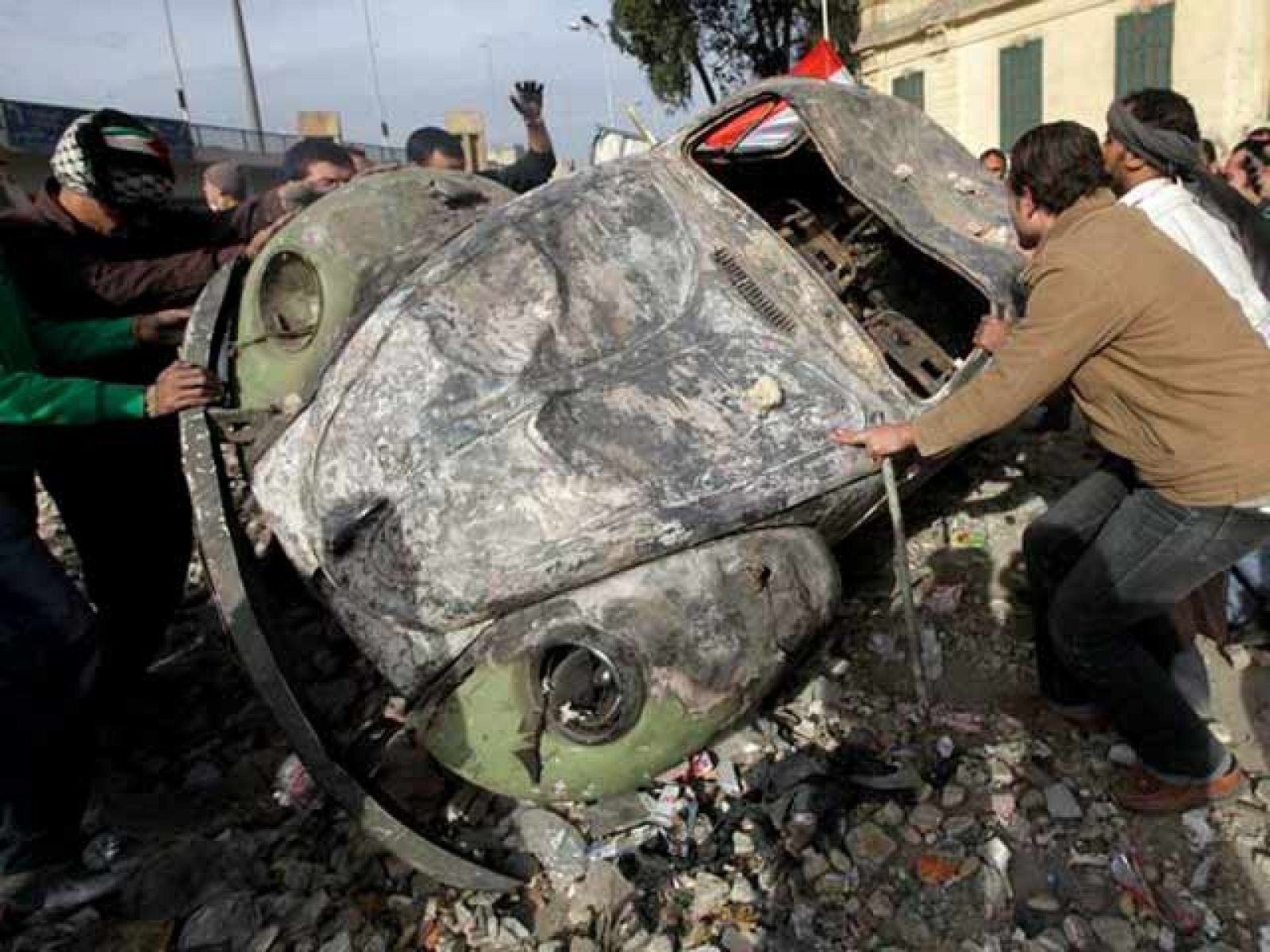 On Off: Batalla campal en Egipto - On Off | Ver