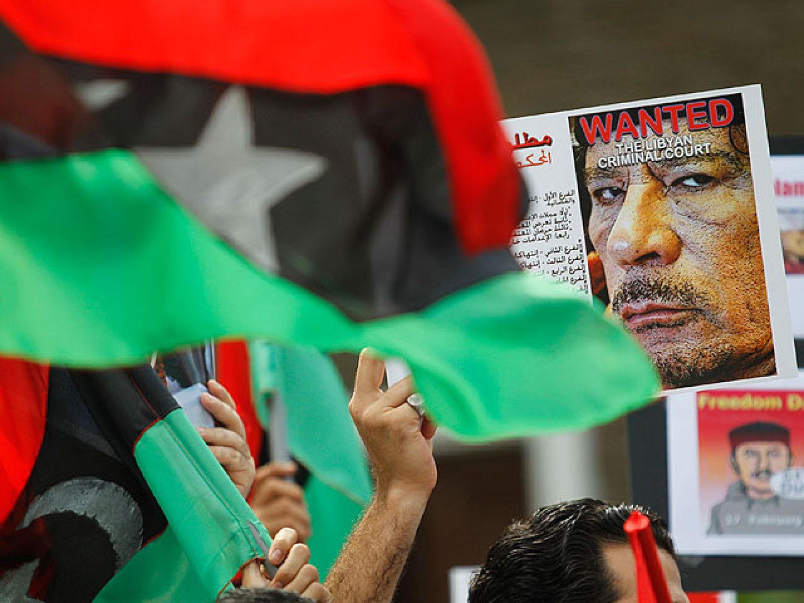 Telediario Matinal en cuatro minutos - 23/02/11 | Ver