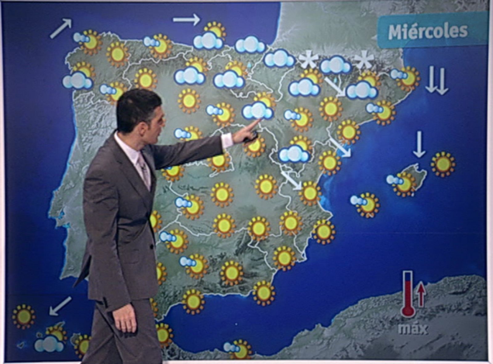 Nubes en el norte, Islas Baleares y área del Estrecho