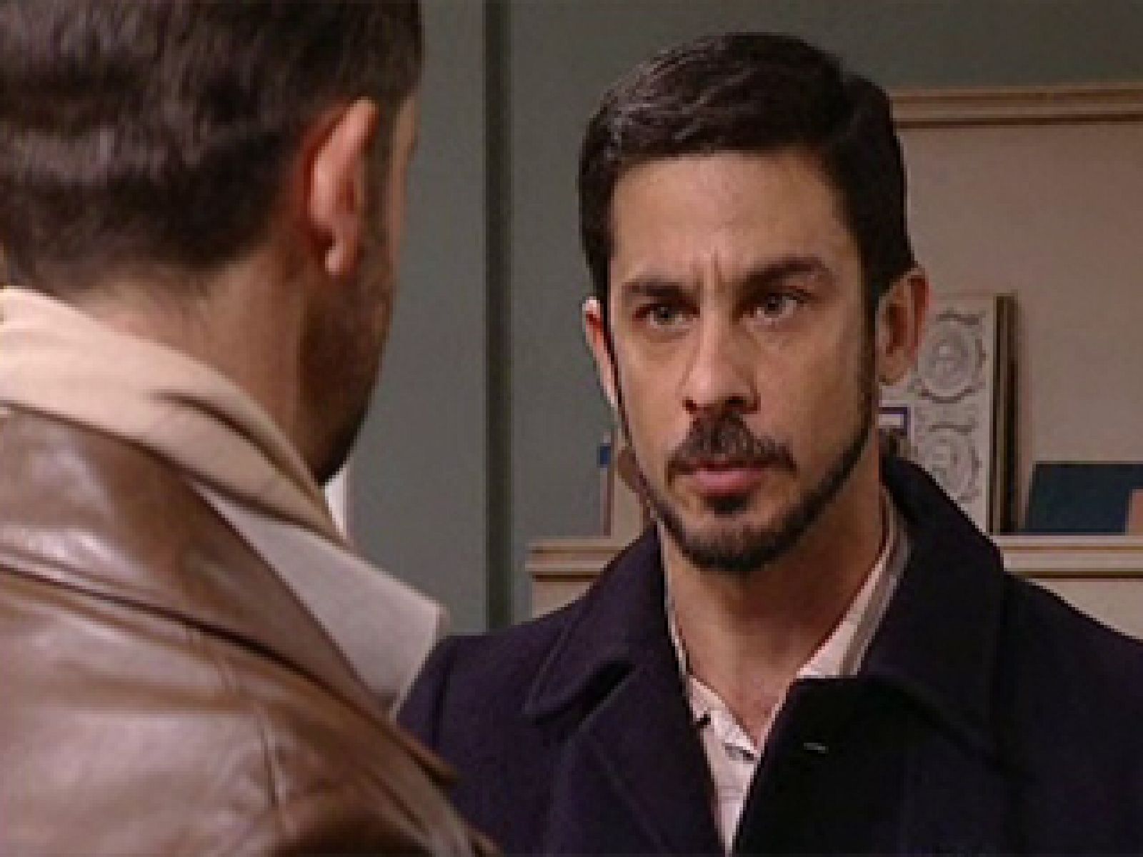 Amar - Ubaldo insulta a Steven y a todos los americnos