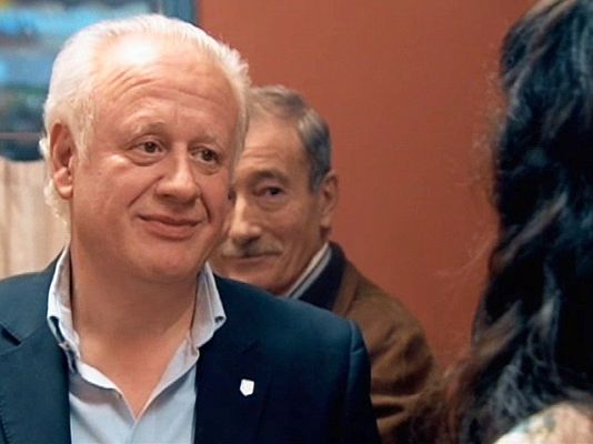 Cuéntame cómo pasó - "Mi mejor regalo eres tú"