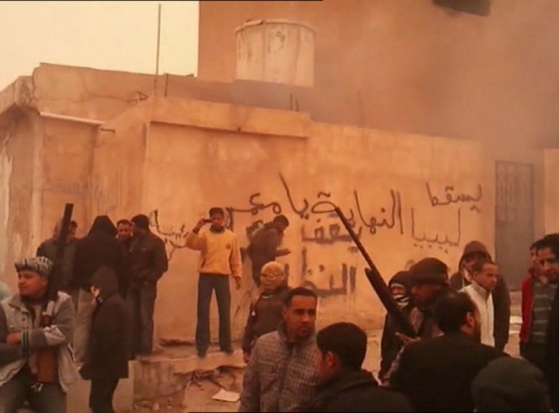 Gadafi sigue perdiendo territorio en Libia | Ver