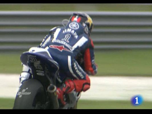  - A la Yamaha M1 le cuesta arrancar