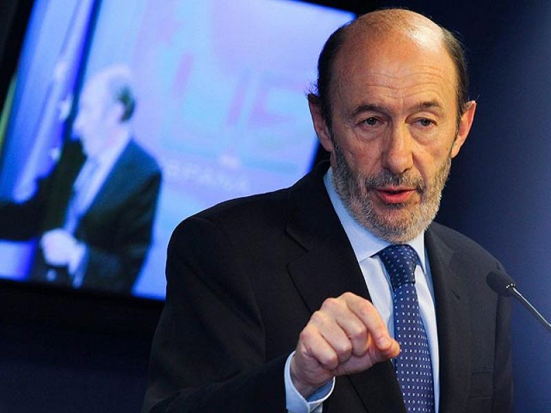 El Gobierno reduce a 110 kilómetros la velocidad máxima en autopistas