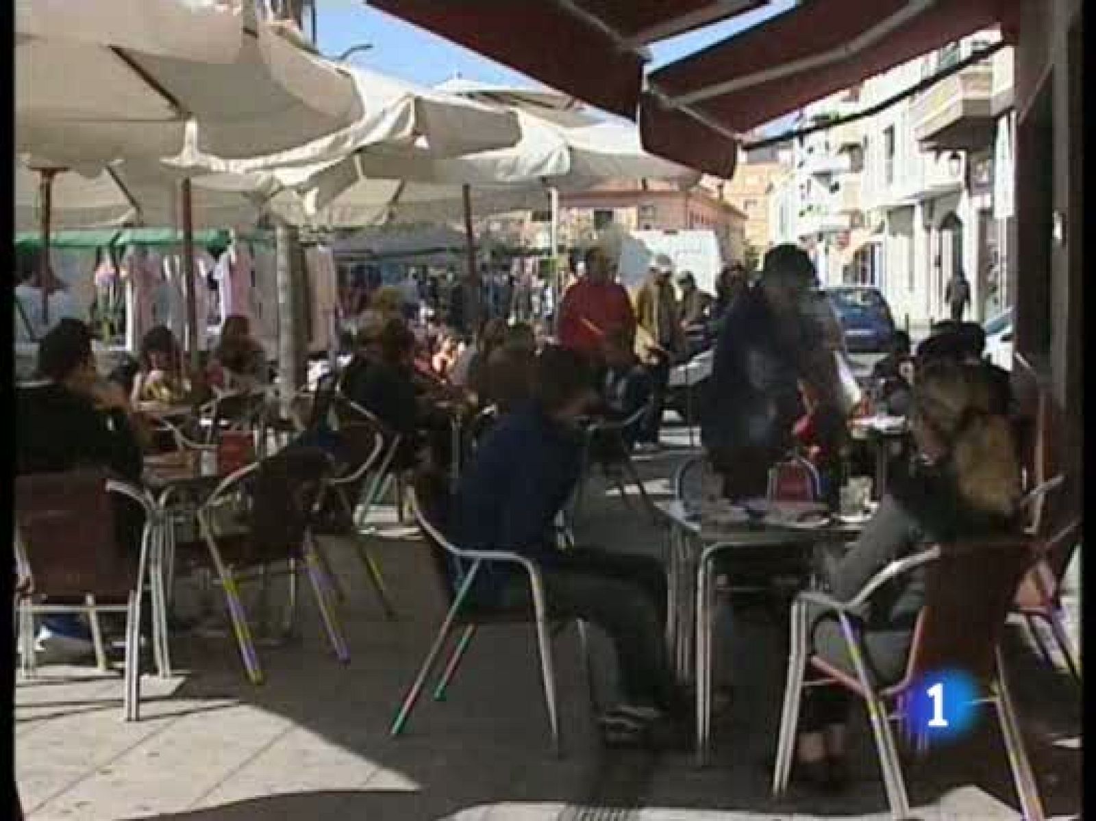 Se multiplican las terrazas por la ley Antitabaco.