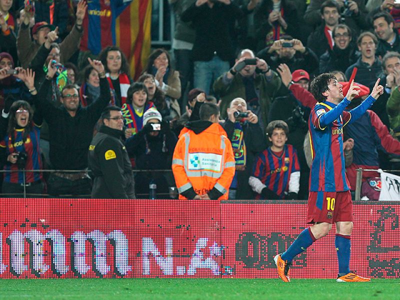 El líder de la Liga, el FC Barcelona, acude a Mallorca con la lista de bajas más gruesa de lo normal. No estarán frente a los de Laudrup ni Puyol, ni Xavi, ni Valdés, ni Dani Alves. Los galones caerán en Messi, Villa e Iniesta para aumentar la ventaj