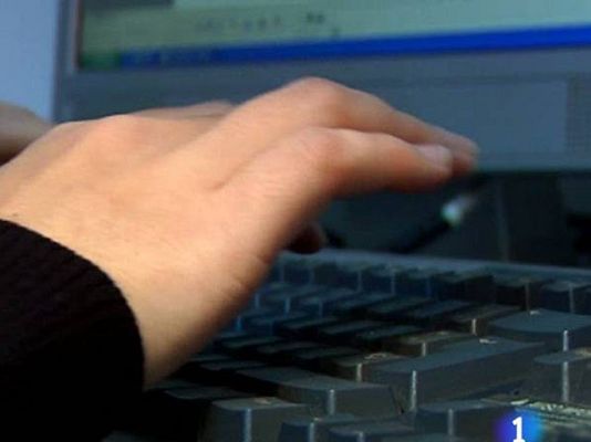 Telediario 1 - Aumenta el acoso sexual en la red