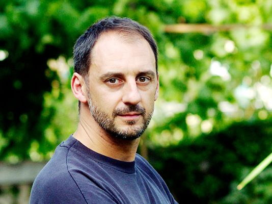 Página Dos - Antonio Orejudo