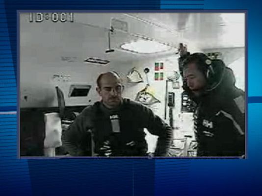 Telediario 1 - Conexión en medio del temporal