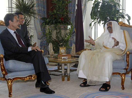 Telediario 1 - Viaje de Zapatero a Catar