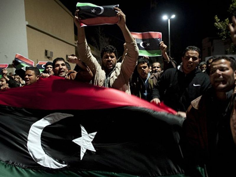 Gadafi resiste en Trípoli