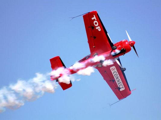On Off - Español vence en vuelo acrobático