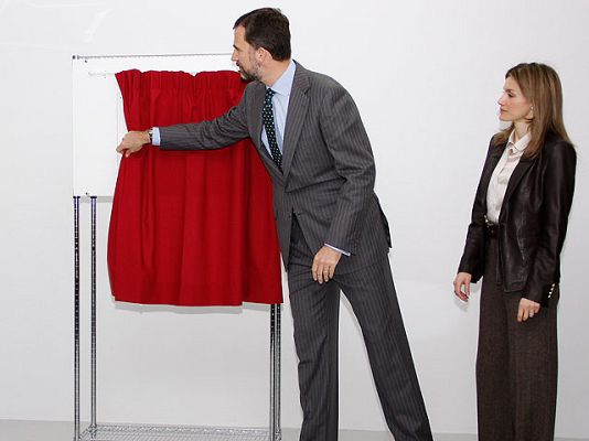  - Los príncipes de Asturias invierten en fines sociales una herencia "inesperada"