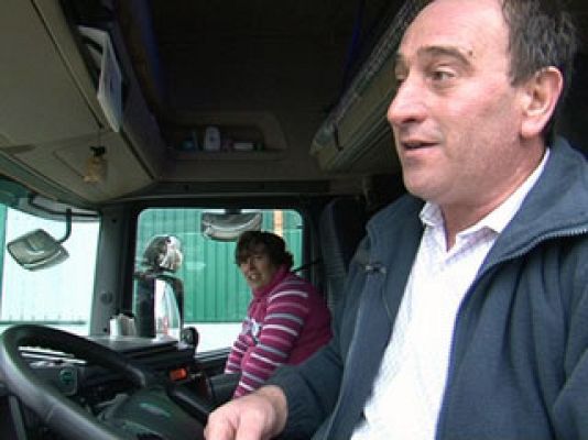 En familia - Nómadas - Matrimonio de camioneros