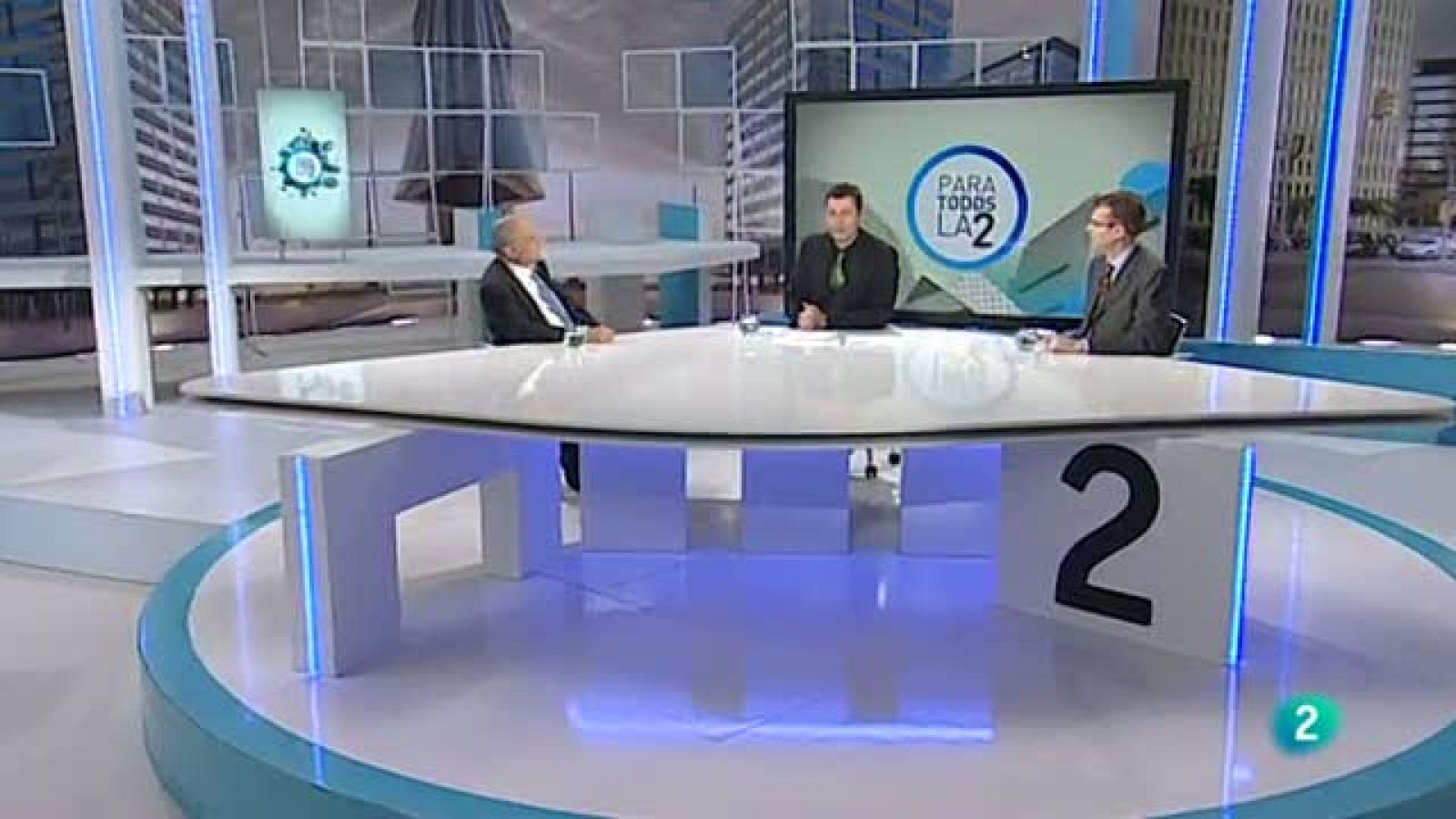 Debate economía: ¿Todas las cajas acabarán siendo bancos?