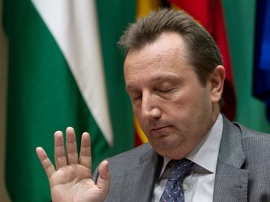 Telediario 1 - Hay 33 nuevos casos de prejubilaciones falsas en el 'caso ERE'